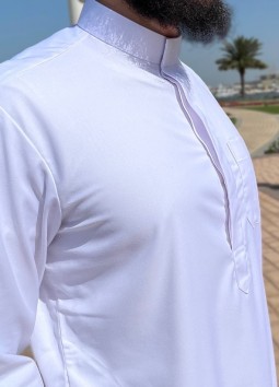 Saudi White "Cashmere" von Custom Qamis