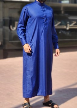 Saudi Marineblau "Cashmere" von Custom Qamis