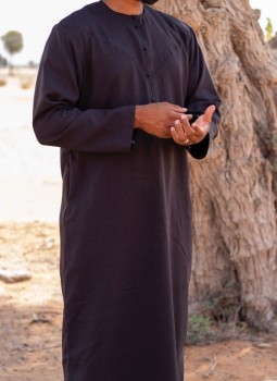 Emirate Schwarz "Imperial" von Custom Qamis